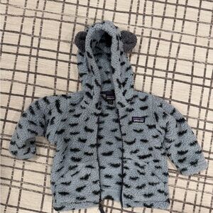 Patagonia Baby Furry Friends Fleece Jacket in Blue and Gray 6-12 months